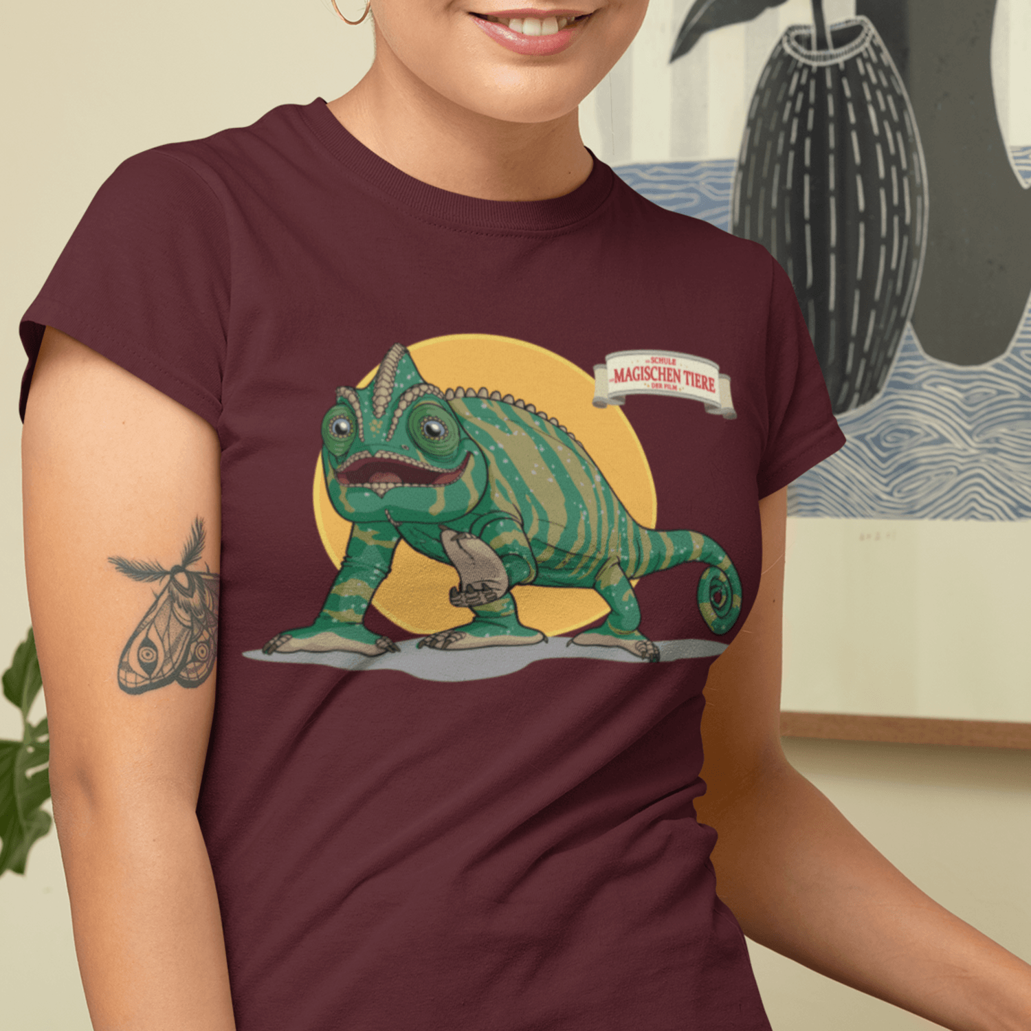 Caspar, das Chamäleon - Frauen T-Shirt - Die Schule der magischen Tiere - Offizieller Shop zum Film